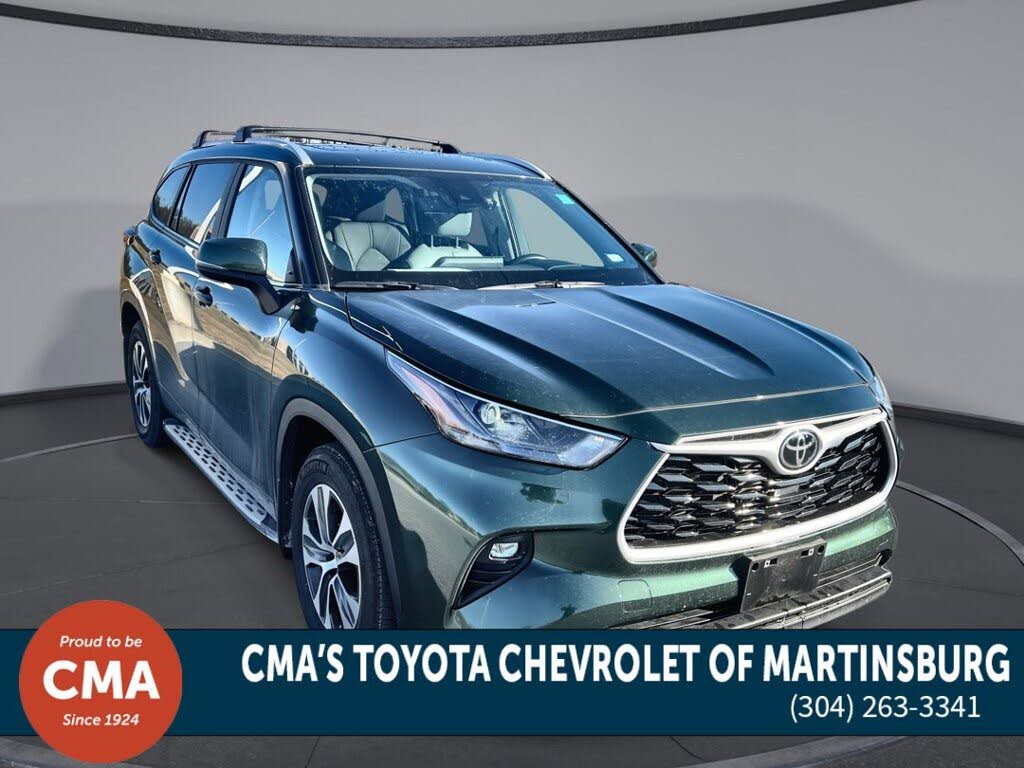 2023 Toyota Highlander XLE FWD