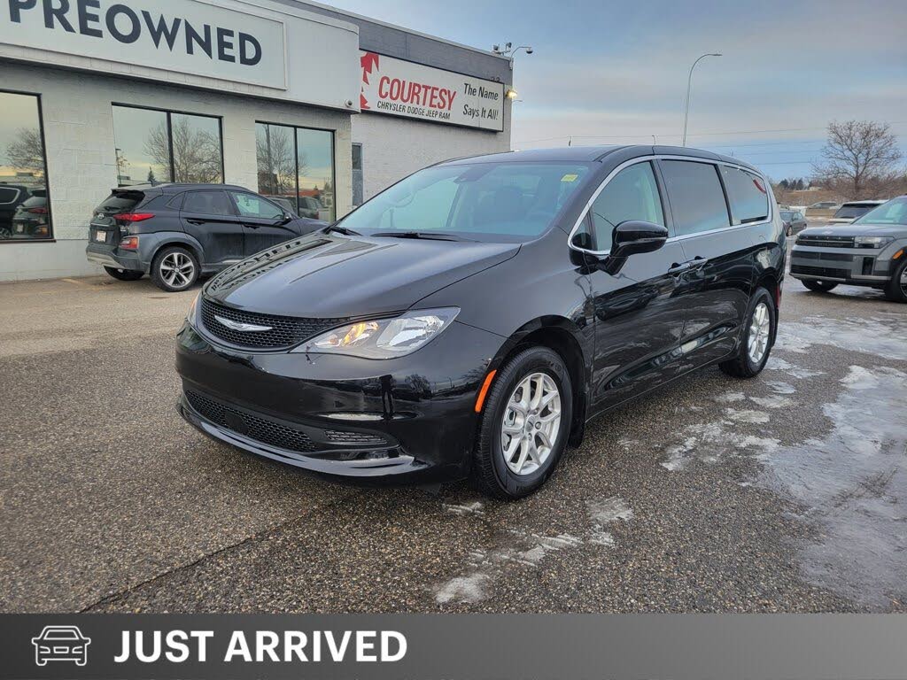 2024 Chrysler Grand Caravan SXT FWD