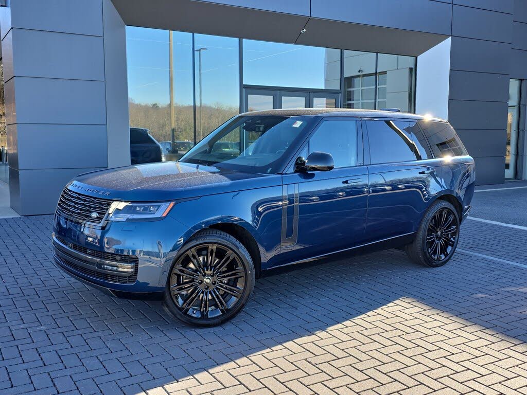 2025 Land Rover Range Rover P400 SE LWB AWD