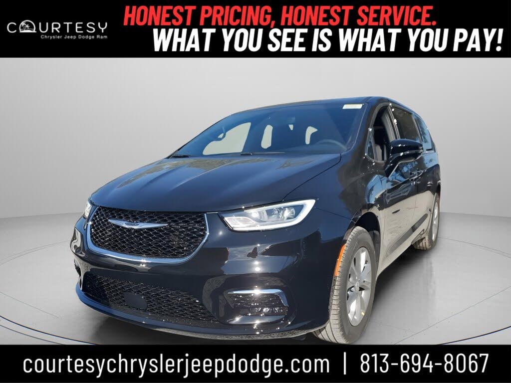 2026 Chrysler Pacifica Select AWD