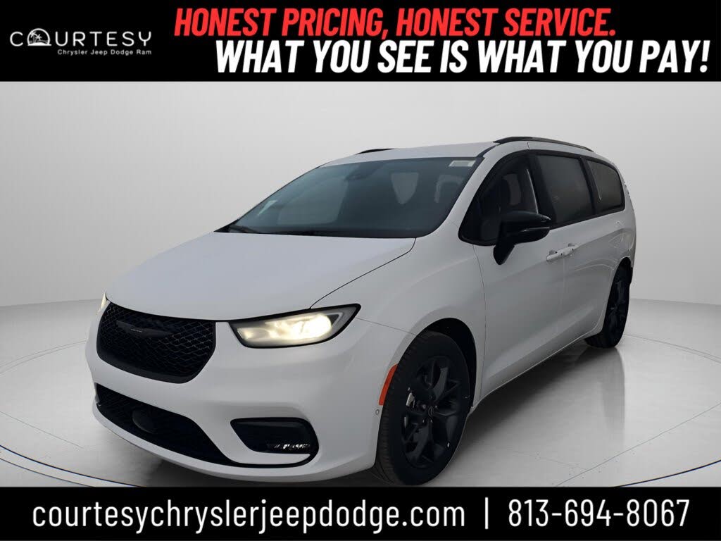 2026 Chrysler Pacifica Select FWD