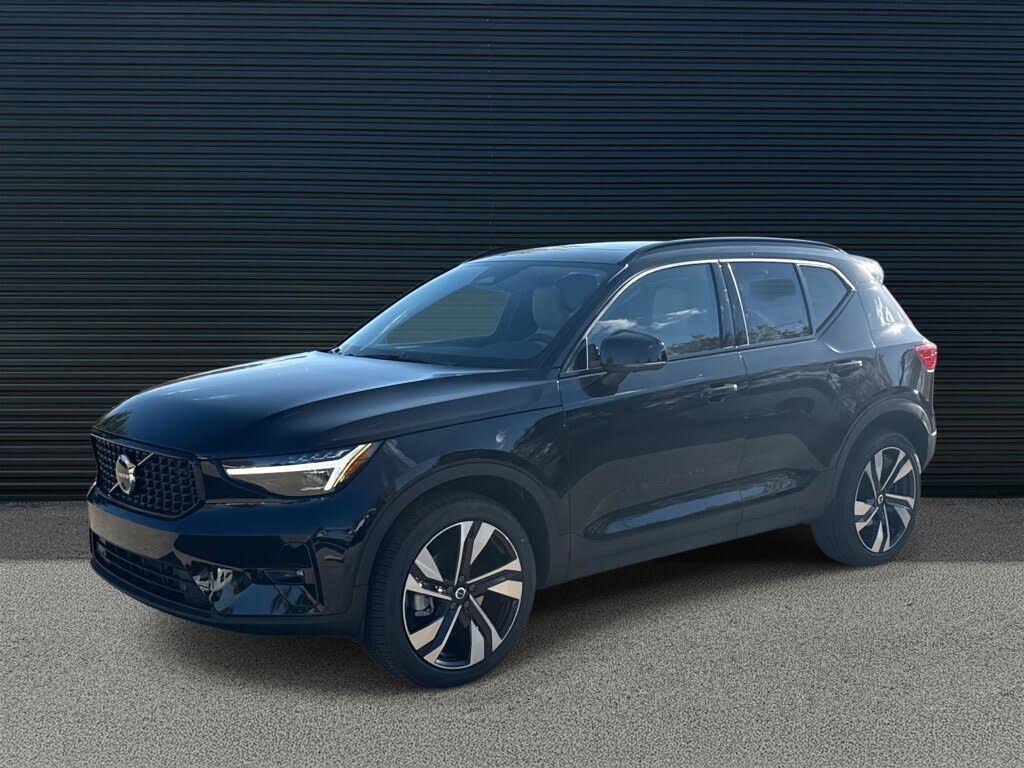 2026 Volvo XC40 B5 Ultra AWD