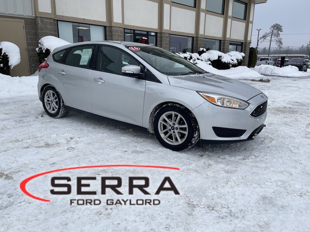 2016 Ford Focus SE Hatchback