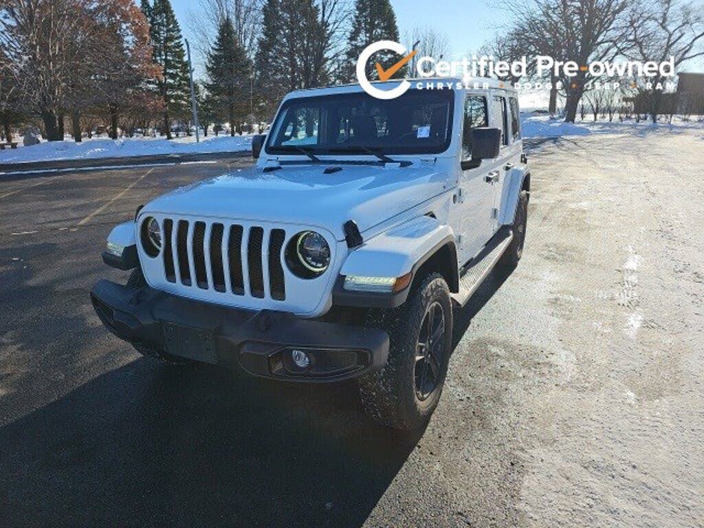 2023 Jeep Wrangler Sahara Altitude 4-Door 4WD