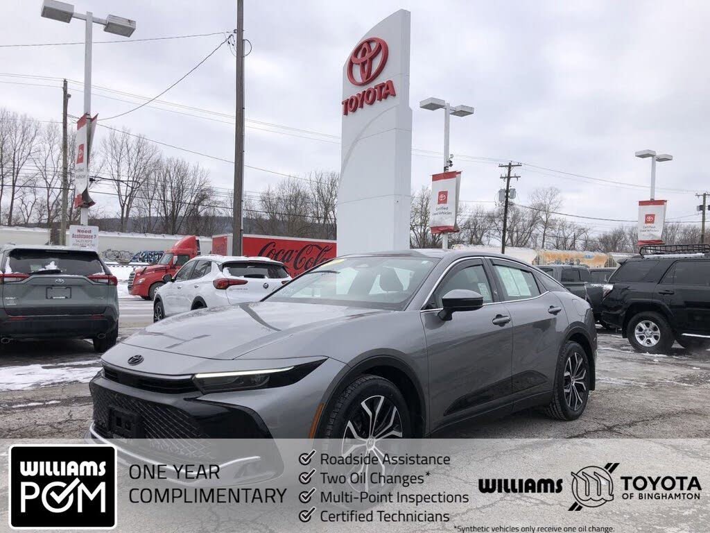 2023 Toyota Crown XLE AWD