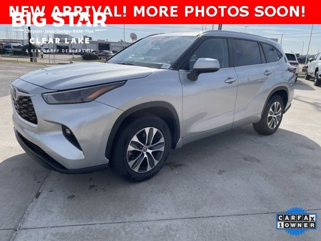 2024 Toyota Highlander XLE FWD