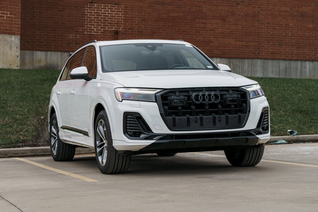 2025 Audi Q7 quattro Premium Plus 45 TFSI