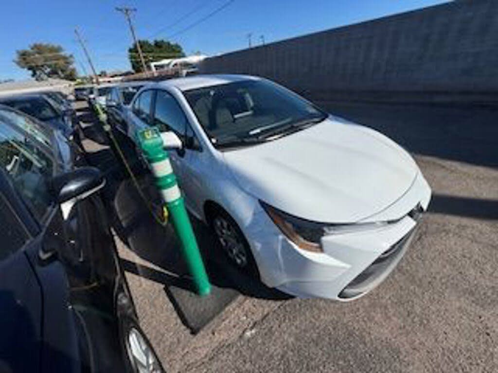 2025 Toyota Corolla LE FWD