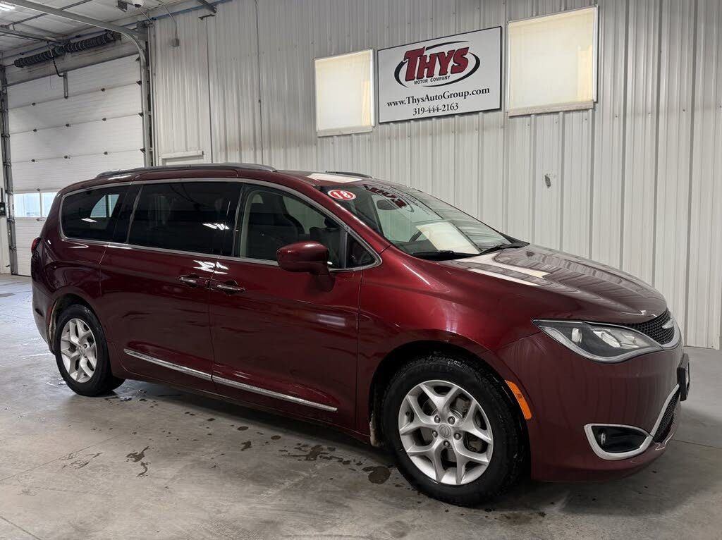 2018 Chrysler Pacifica Touring L Plus FWD