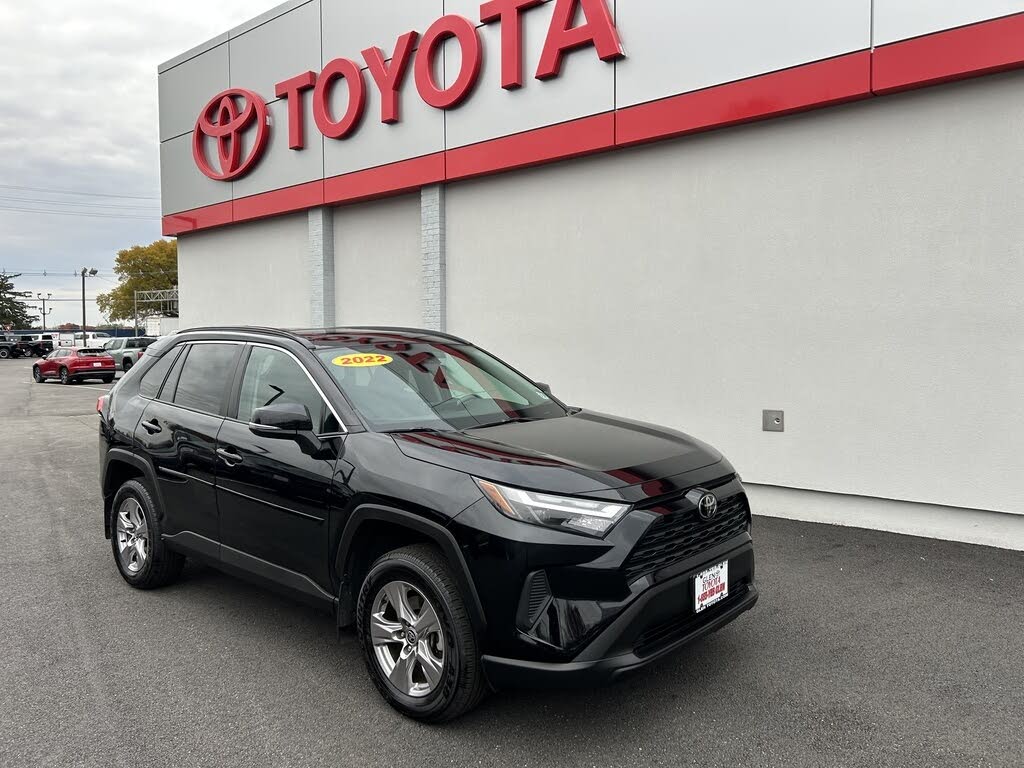 2022 Toyota RAV4 XLE AWD