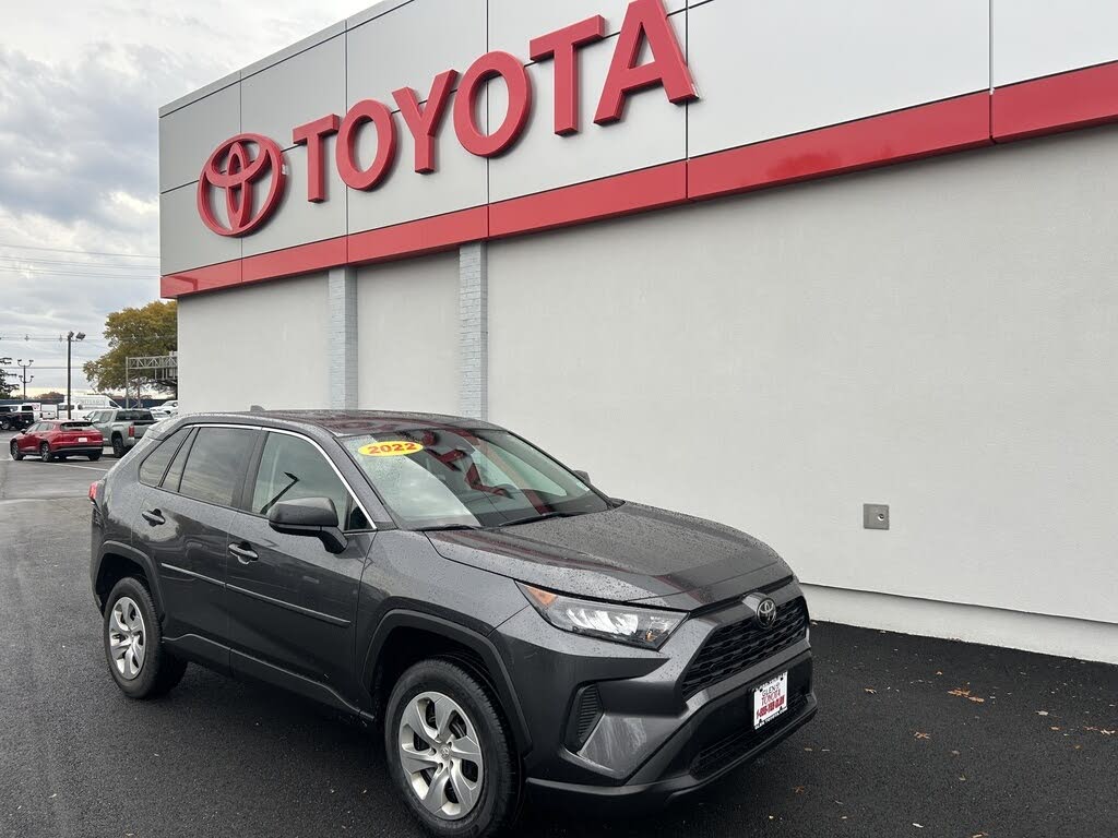 2022 Toyota RAV4 LE AWD