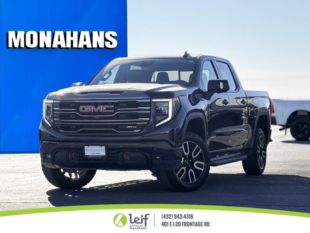 2023 GMC Sierra 1500 AT4 Crew Cab 4WD