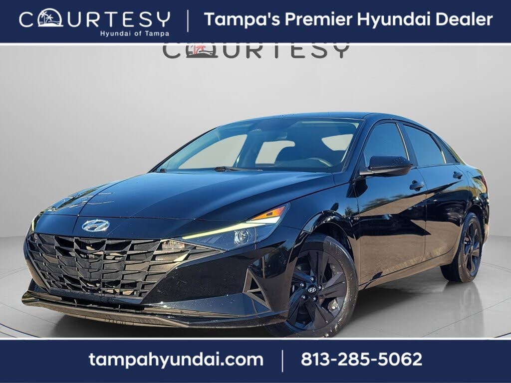 2023 Hyundai Elantra SEL FWD