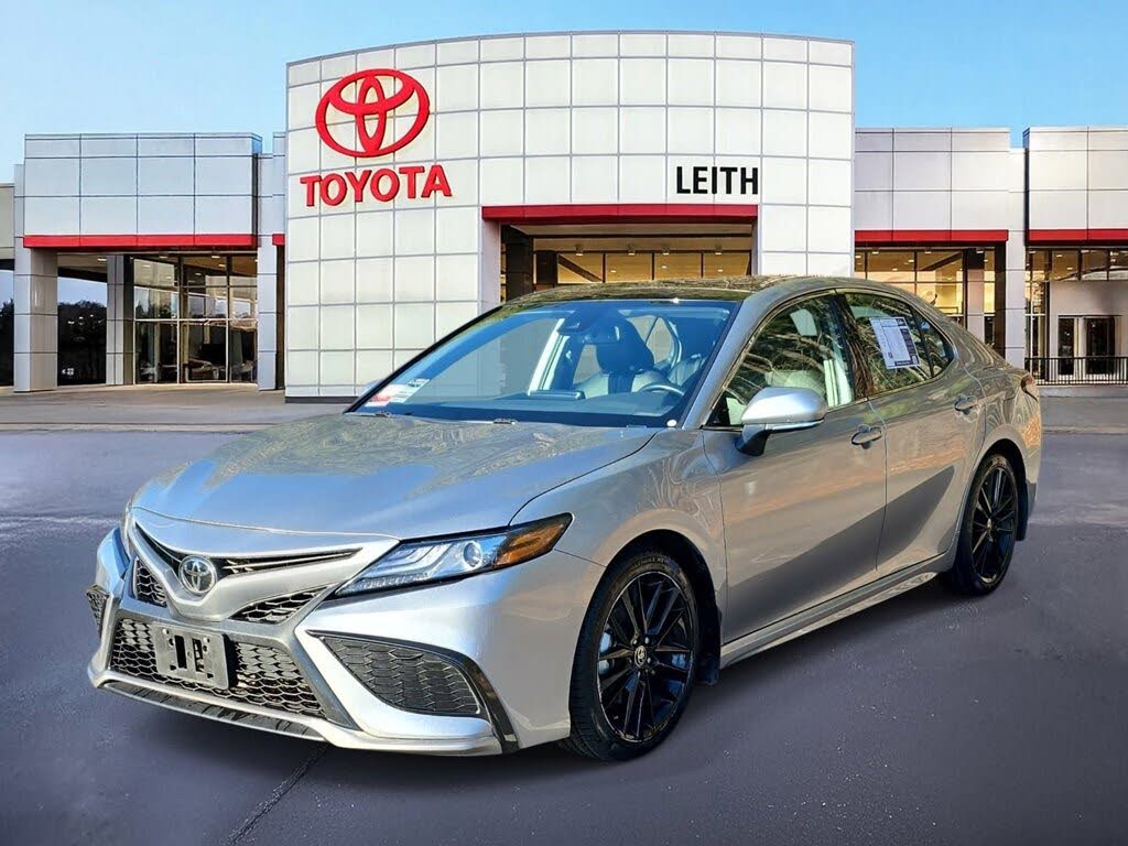 2024 Toyota Camry XSE FWD