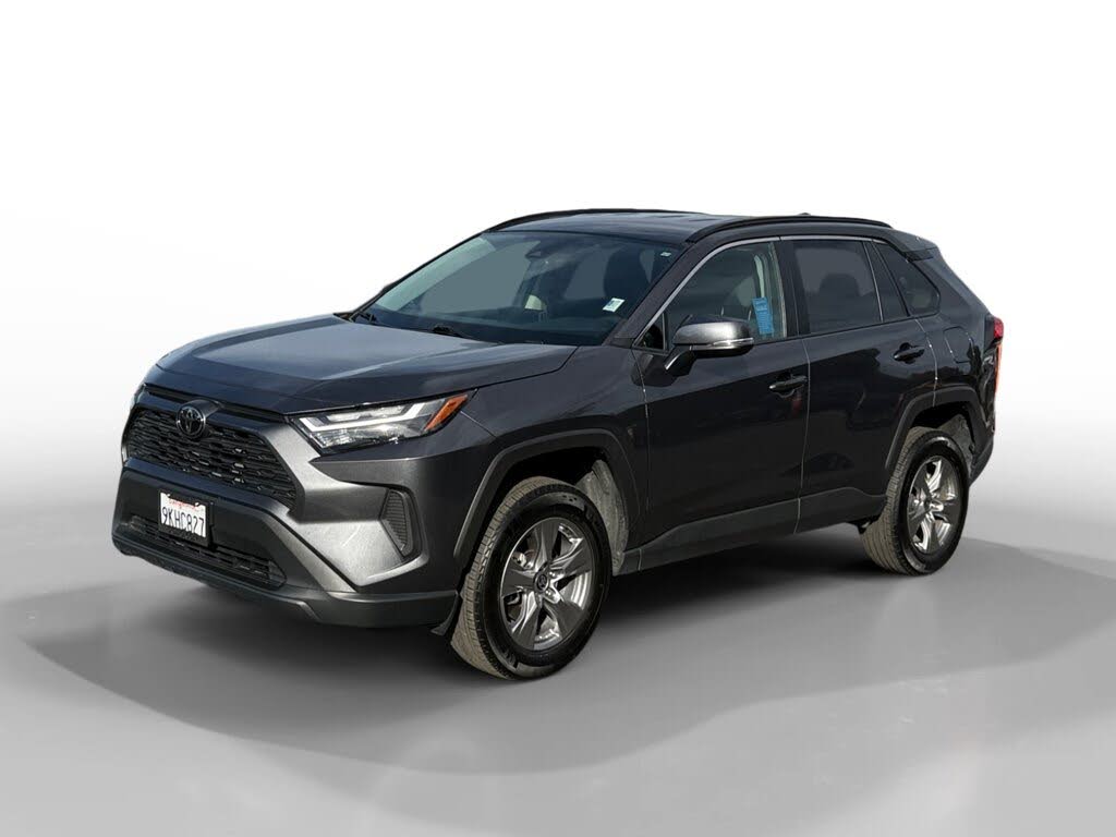 2024 Toyota RAV4 XLE FWD