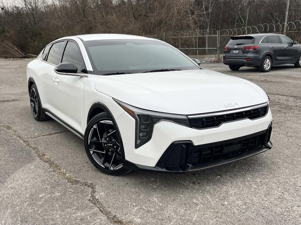 2025 Kia K4 GT-Line FWD