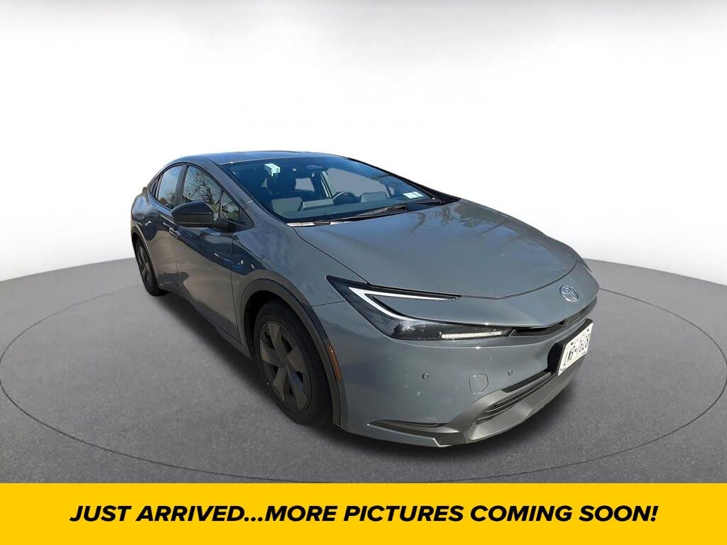 2025 Toyota Prius LE FWD