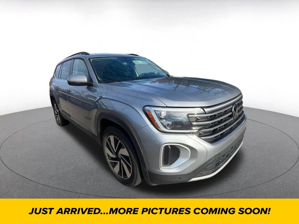 2025 Volkswagen Atlas SE 4Motion with Technology