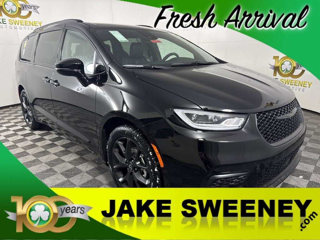 2026 Chrysler Pacifica Select FWD