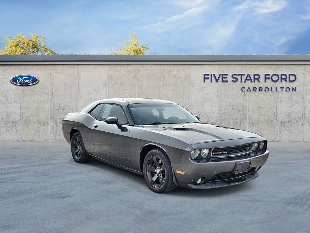 2013 Dodge Challenger R/T Plus RWD