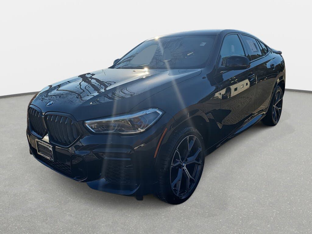 2022 BMW X6 M50i AWD