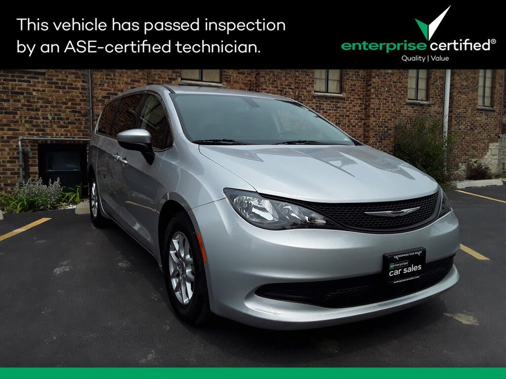 2022 Chrysler Voyager LX FWD