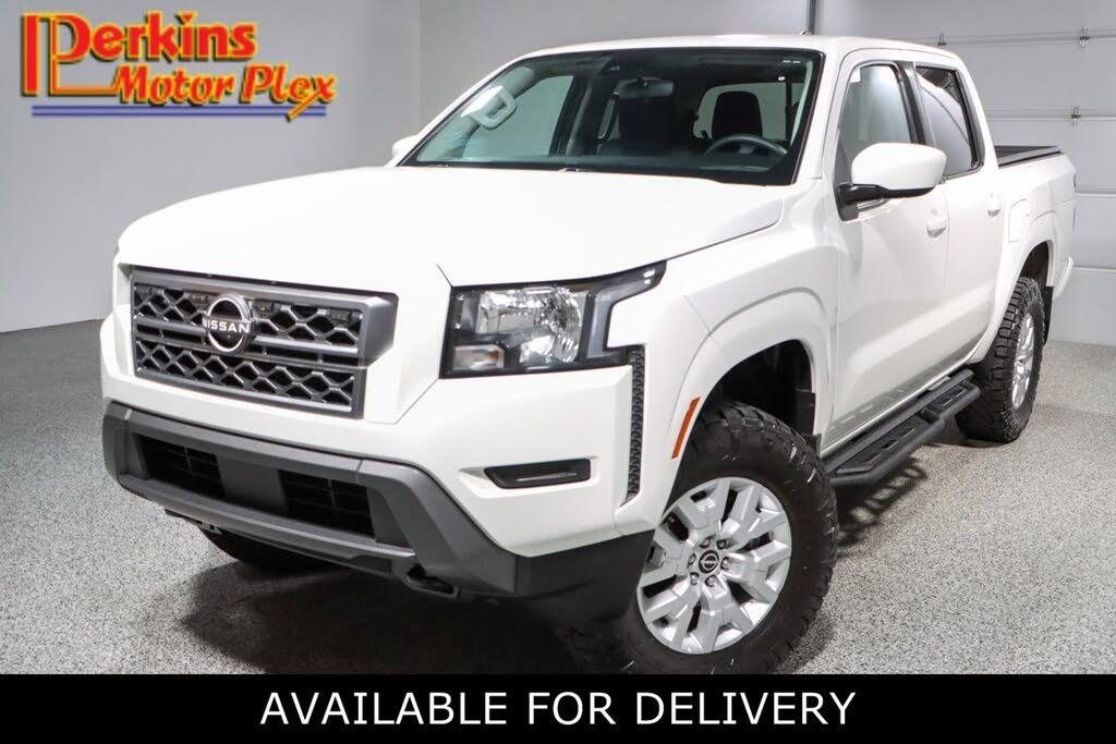 2022 Nissan Frontier SV Crew Cab 4WD