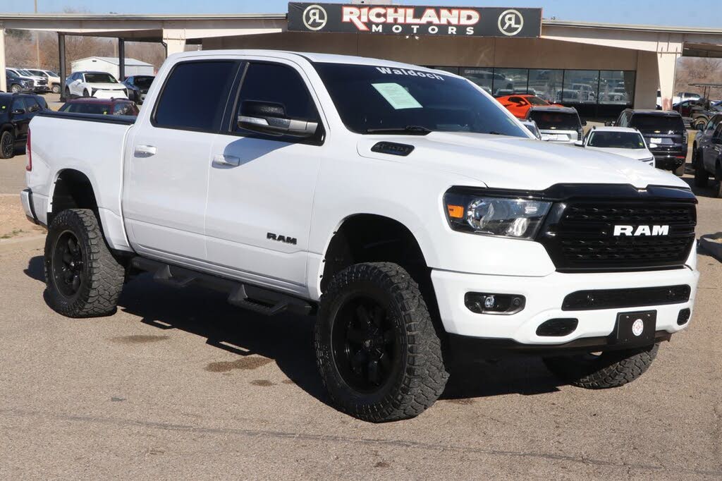 2022 RAM 1500 Big Horn Crew Cab 4WD