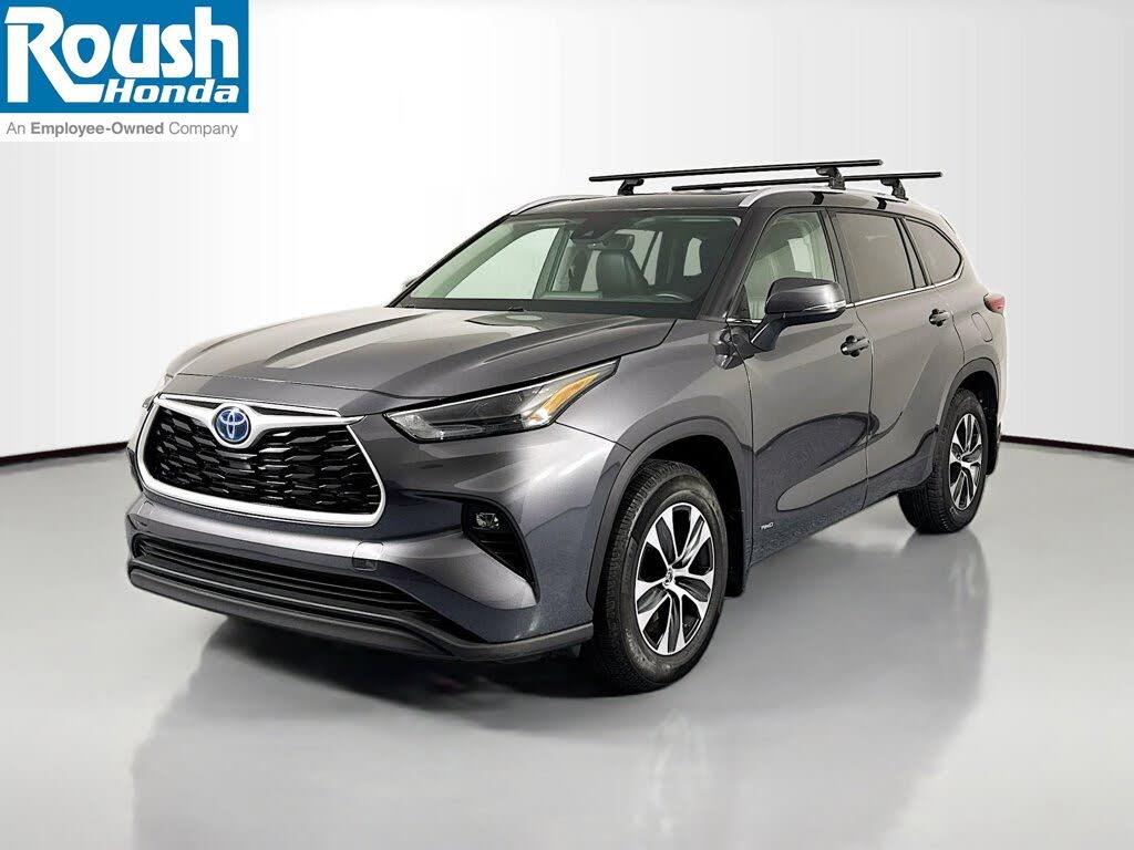 2022 Toyota Highlander Hybrid XLE AWD