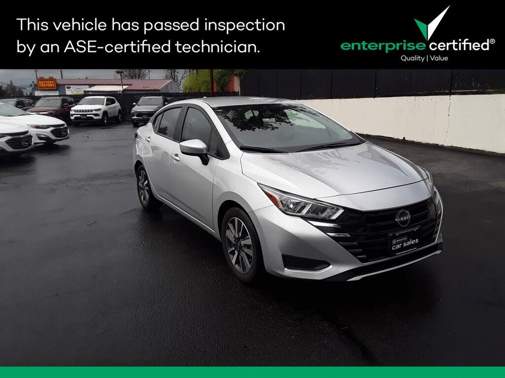 2023 Nissan Versa SV FWD