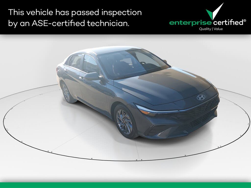 2024 Hyundai Elantra SEL FWD