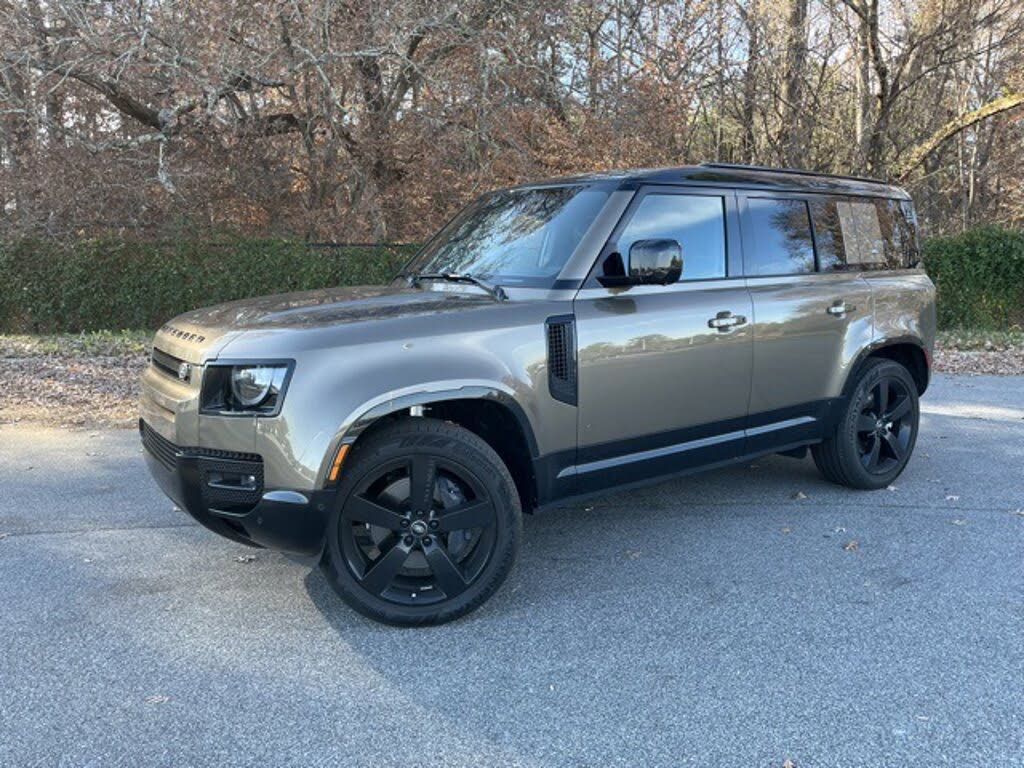 2024 Land Rover Defender 110 P400 X-Dynamic SE AWD