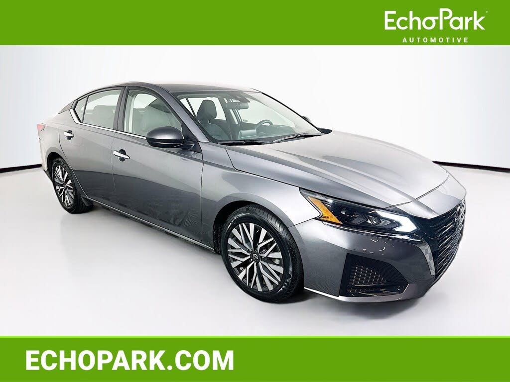 2024 Nissan Altima 2.5 SV FWD