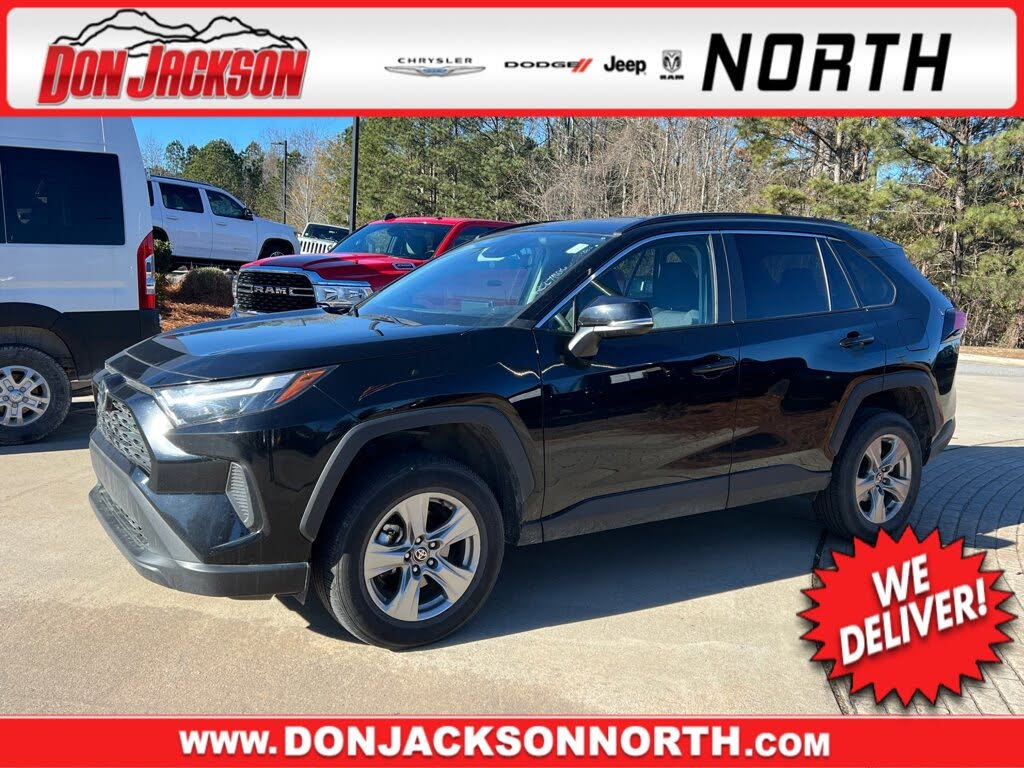 2024 Toyota RAV4 XLE FWD