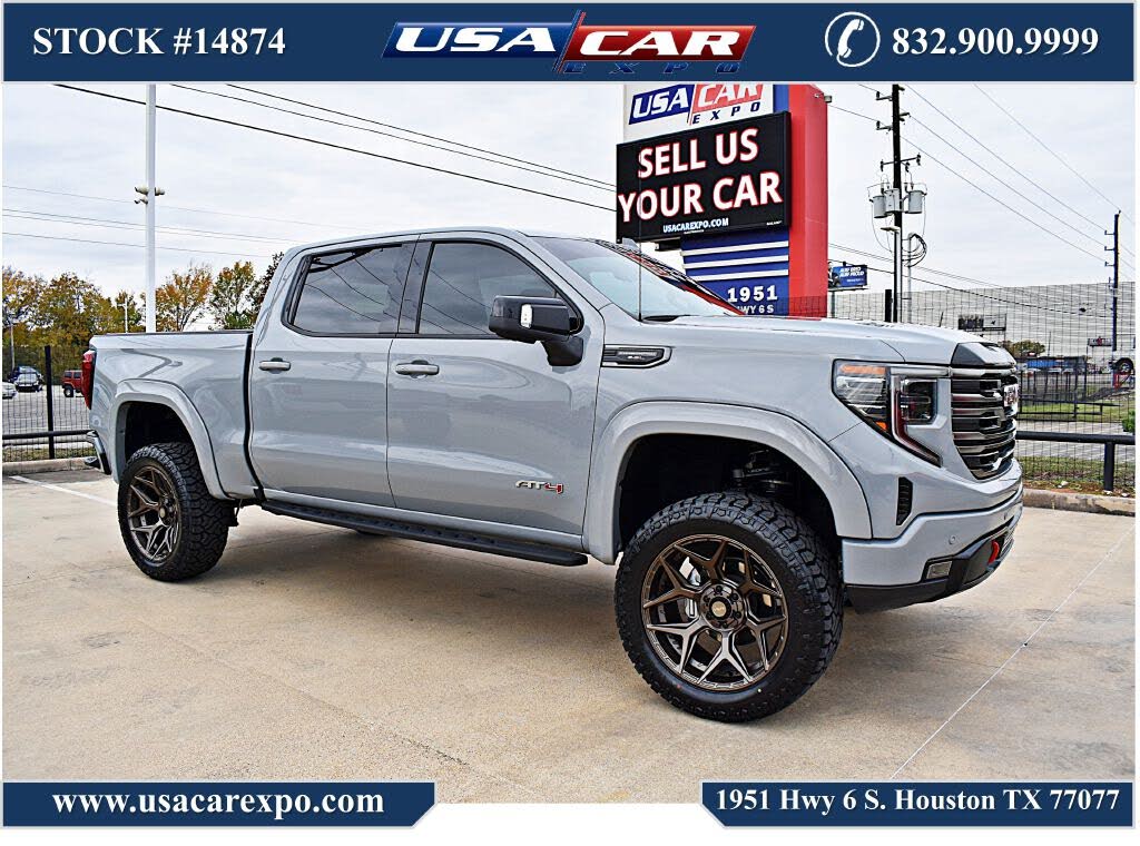 2025 GMC Sierra 1500 AT4 Crew Cab 4WD