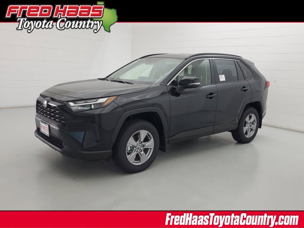 2025 Toyota RAV4 Hybrid XLE AWD