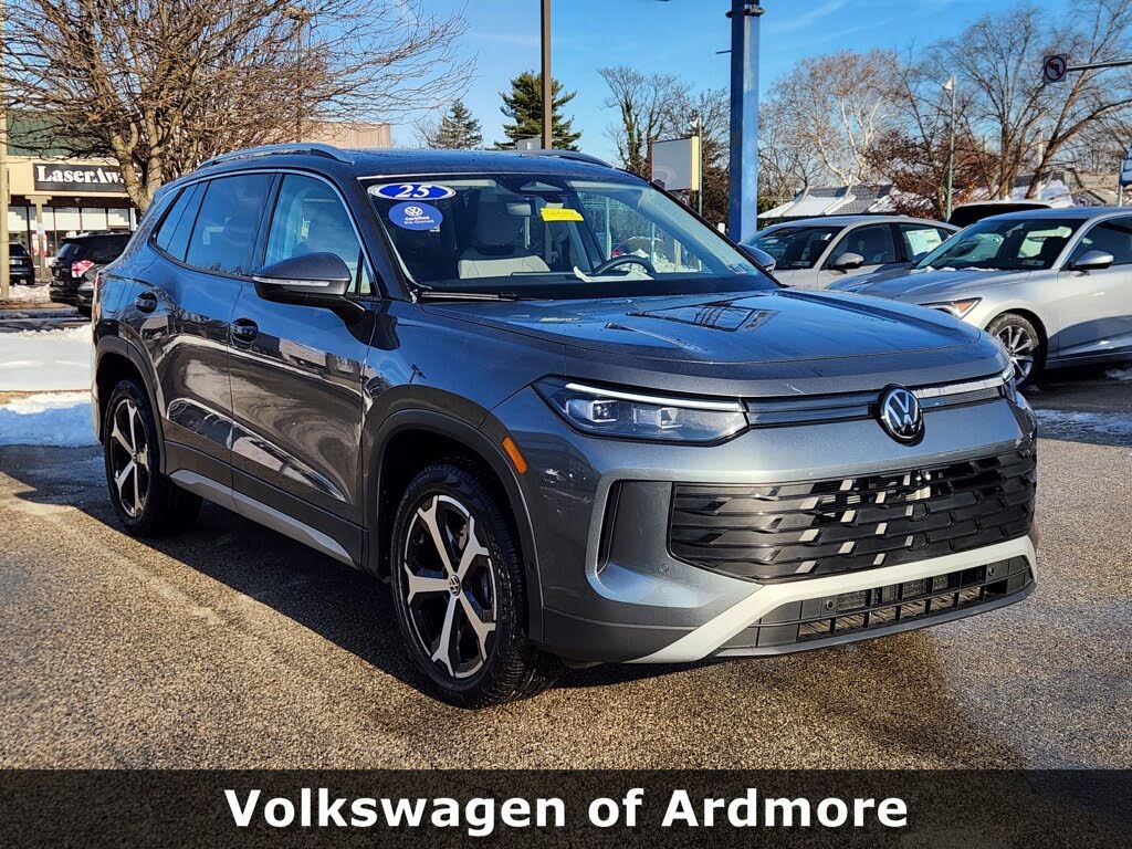 2025 Volkswagen Tiguan SE 4Motion