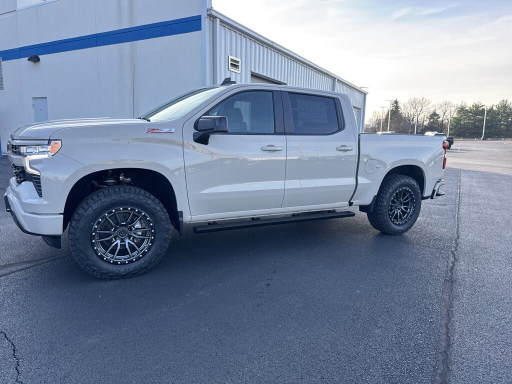 2026 Chevrolet Silverado 1500 RST Crew Cab 4WD