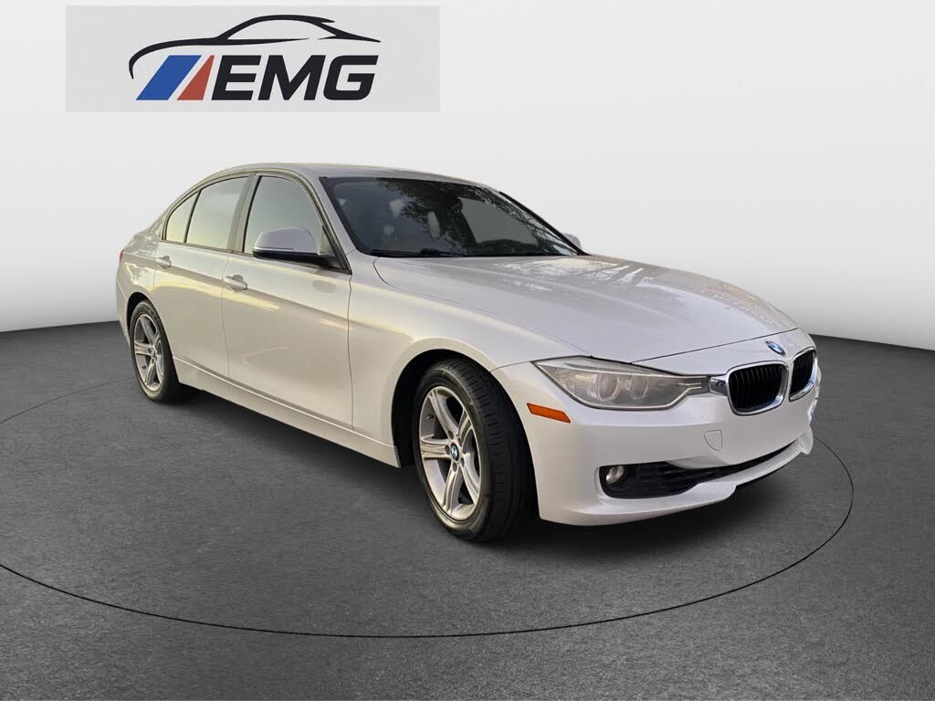2014 BMW 3 Series 328i Sedan RWD