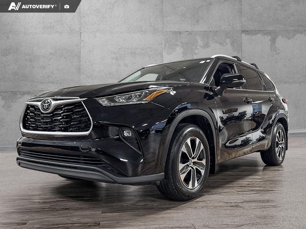 2022 Toyota Highlander XLE AWD
