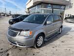 Chrysler Town & Country Touring FWD