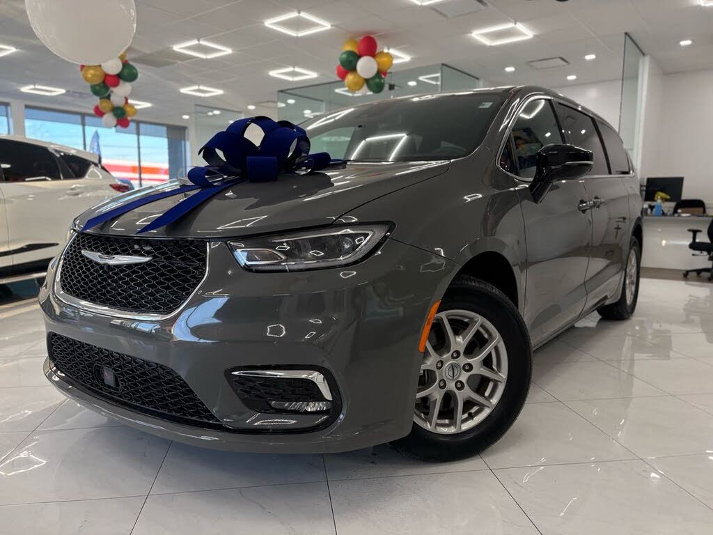 2025 Chrysler Pacifica Select FWD