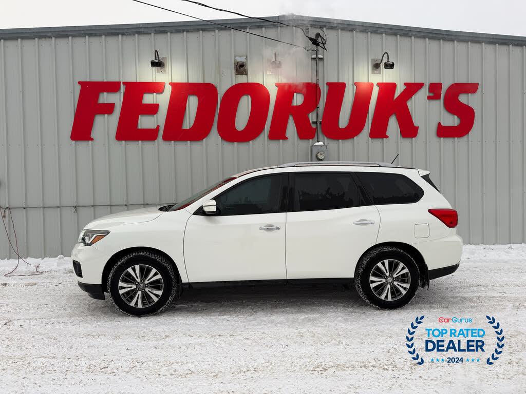 2017 Nissan Pathfinder SV 4WD