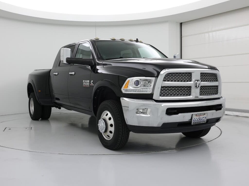 2017 RAM 3500 Laramie Mega Cab DRW 4WD