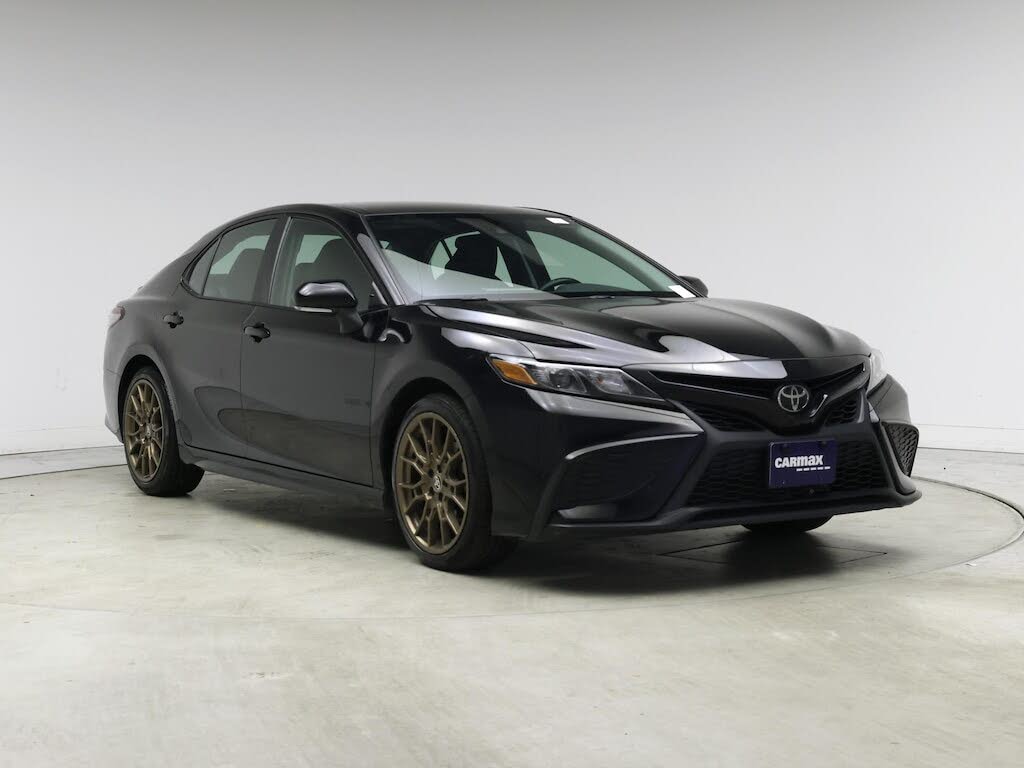 2023 Toyota Camry SE AWD