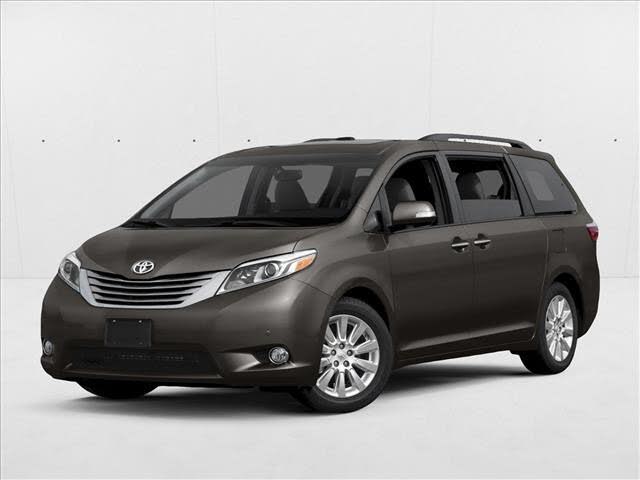 2016 Toyota Sienna XLE 7-Passenger Auto Access Seat