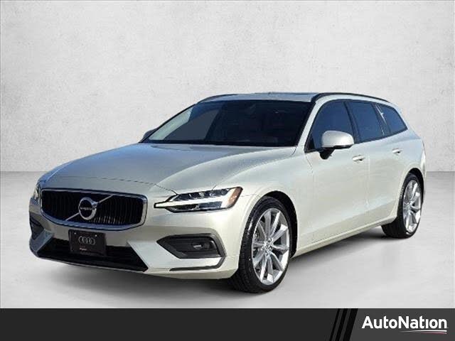 2021 Volvo V60 T5 Momentum FWD