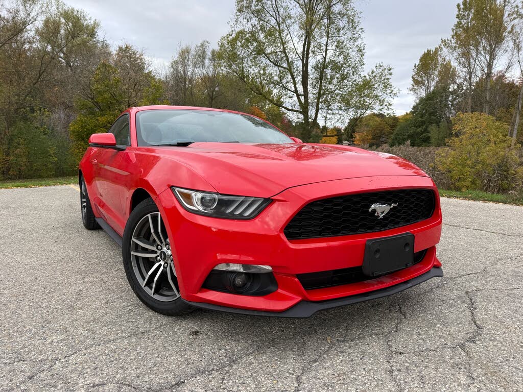 2017 Ford Mustang EcoBoost Premium Coupe RWD