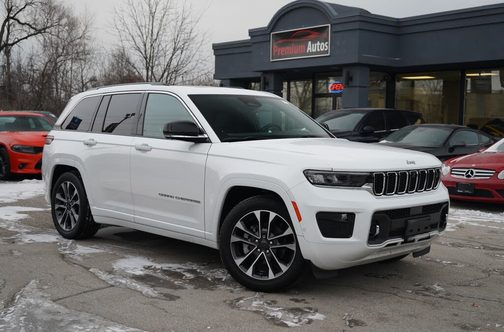 2023 Jeep Grand Cherokee Overland 4WD