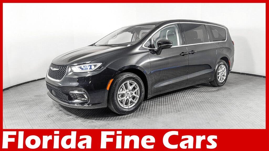 2024 Chrysler Pacifica Touring L FWD